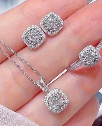 Parure 4 pièces argenté neuf