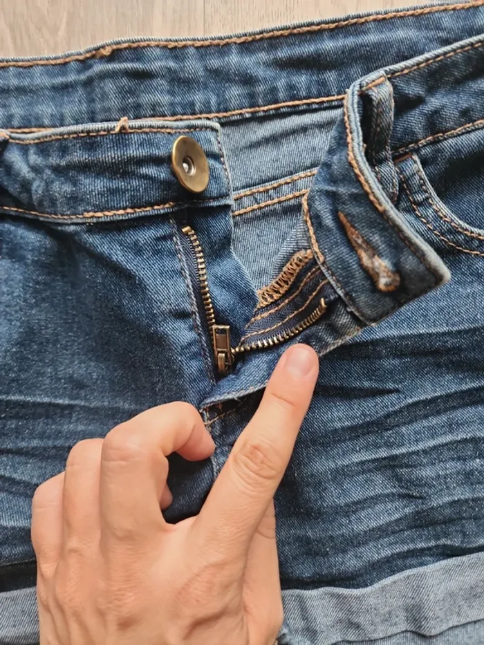 Mini short en jean T38 - photo numéro 3