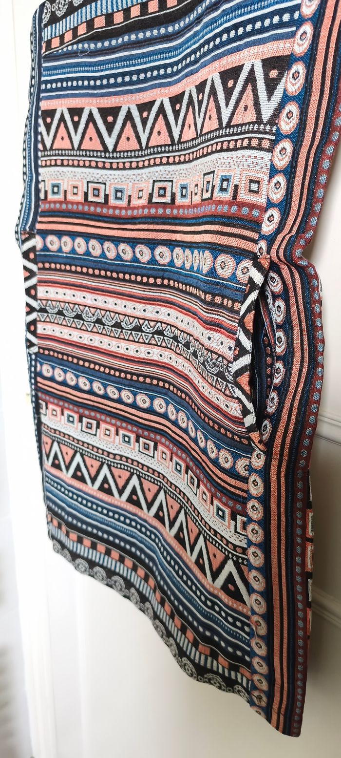 Robe droite ethnique chic – Neuve avec étiquette - photo numéro 3