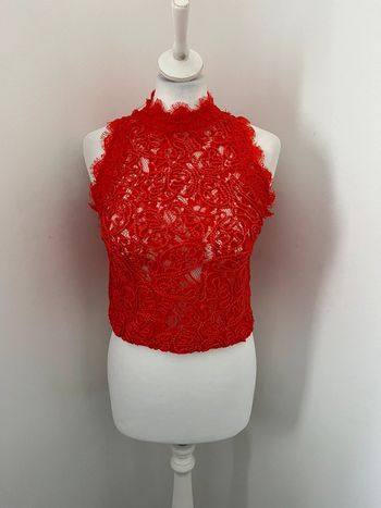 Top en dentelle rouge Zara S