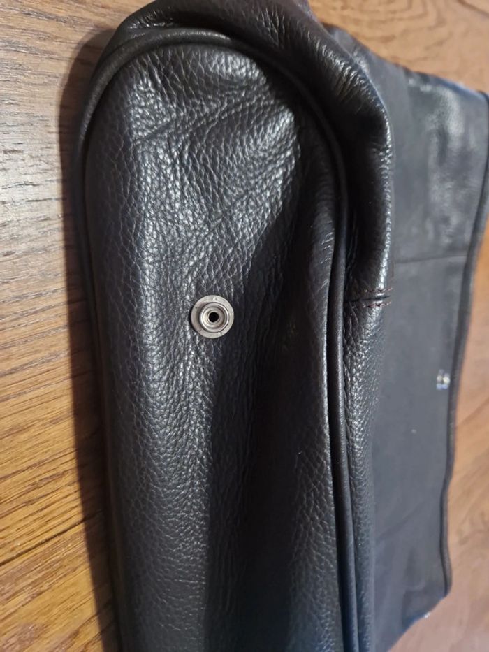 Sac pochette cuir à pressions - photo numéro 2