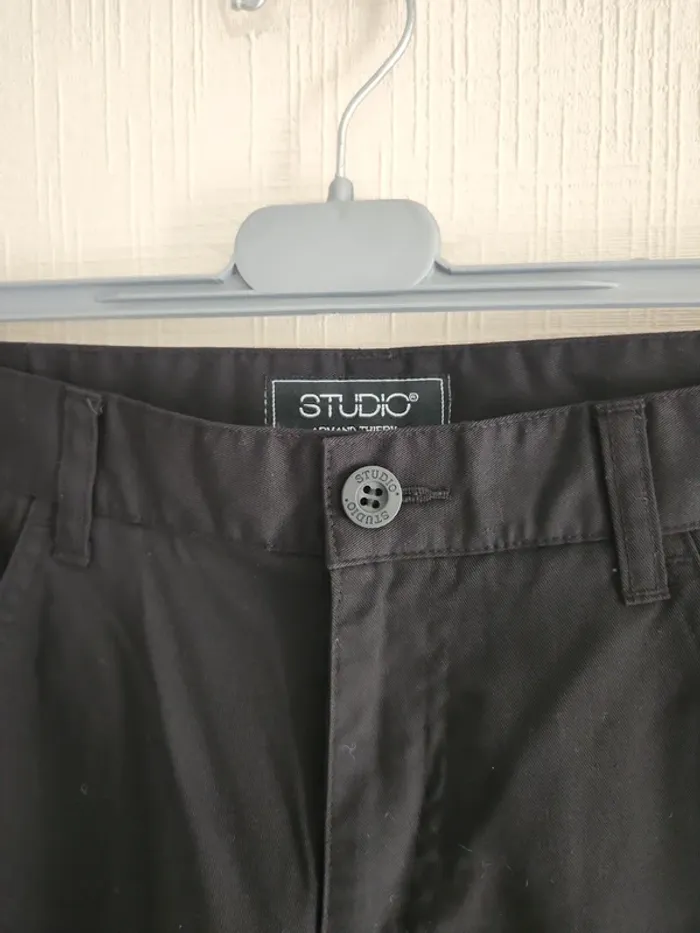Pantalon costume / habillé noir Armand Thiery taille 44 - photo numéro 3