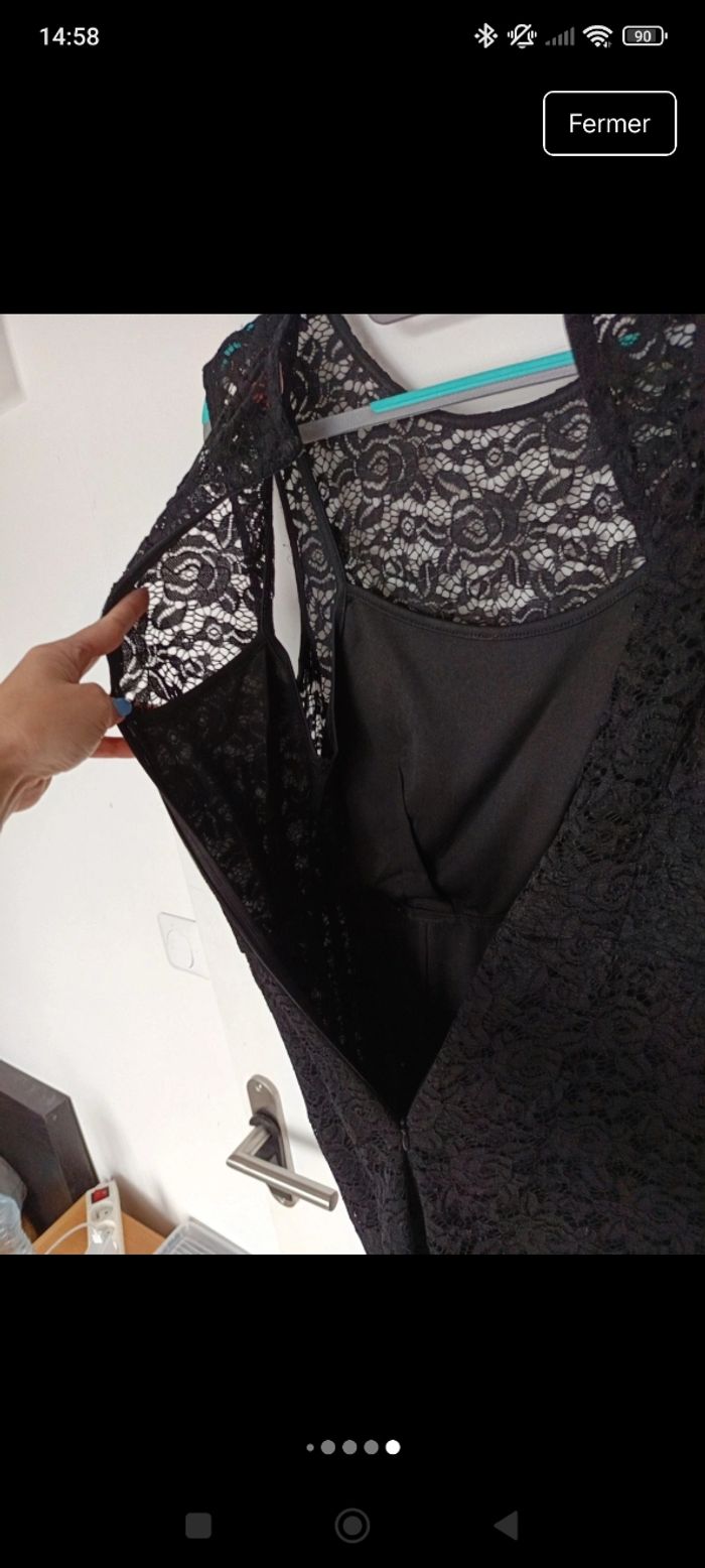 Robe à dentelle - photo numéro 4