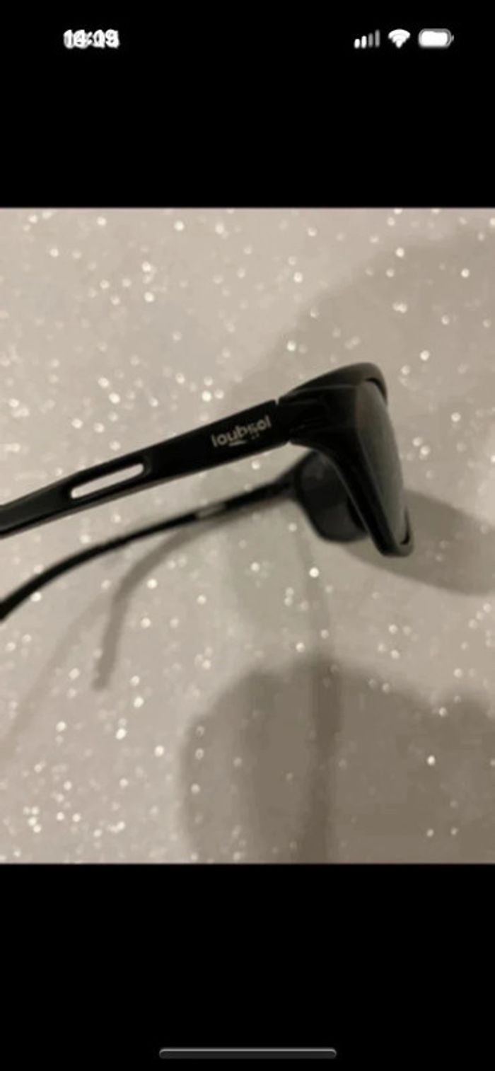 Jolie paire de lunettes de soleil neuves noires Loubsol envoi protégé - photo numéro 9