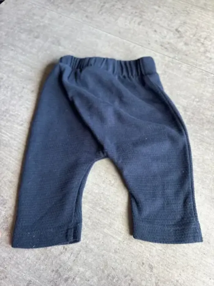 Pantalon 3 mois - photo numéro 3