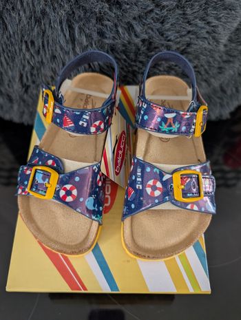 Sandales d'été enfant. Taille 25. Neuf. Balducci 