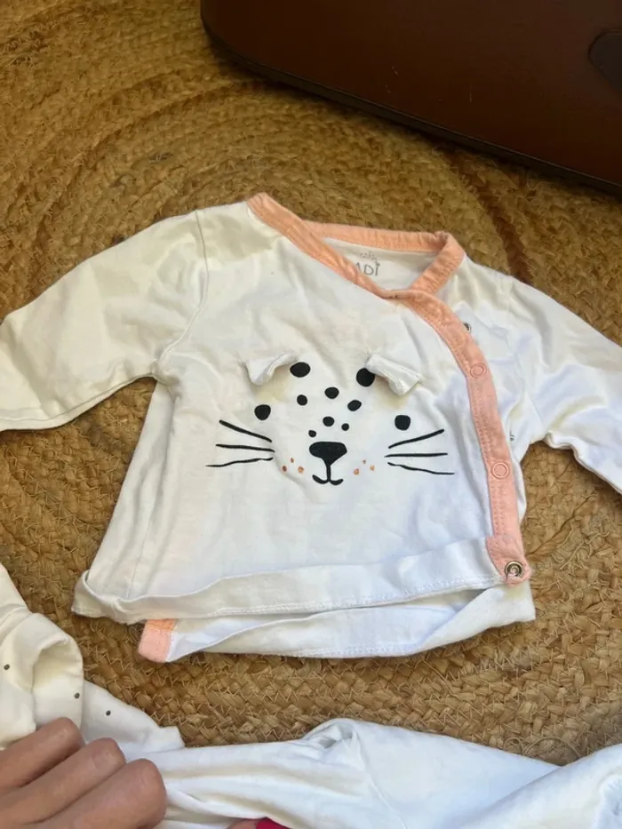 Lot de 7 tee-shirt en 1 mois - photo numéro 8