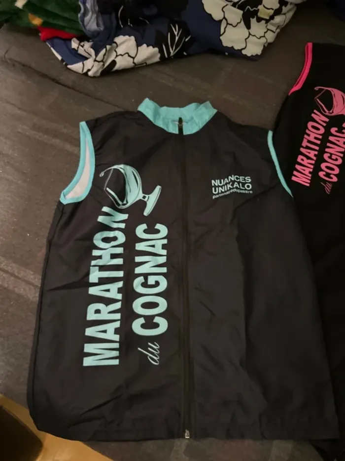 Lot de veste sans manche - photo numéro 2