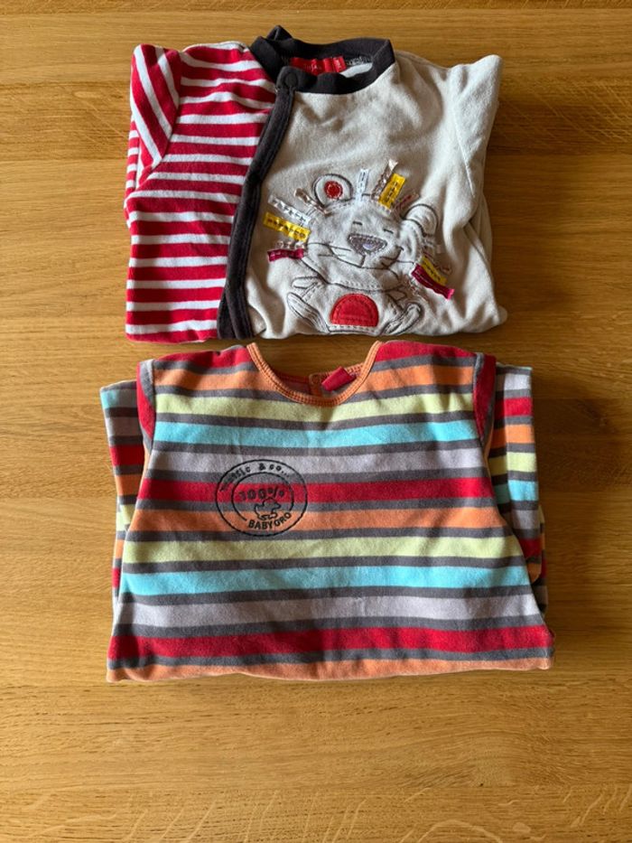 Lot 2 pyjamas 1 pièce 24 mois