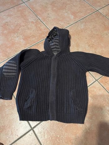 Pull gilet zip tape à l’œil