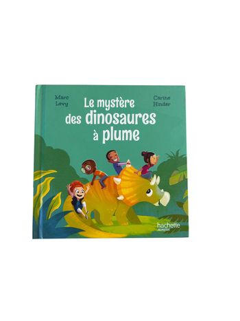 Livre "Le mystère des dinosaures à plumes" de la collection "Le club des aventuriers de l'histoire"