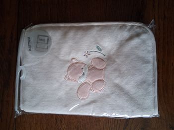 Neuf, protège carnet de santé collection Alice de maque Nattou