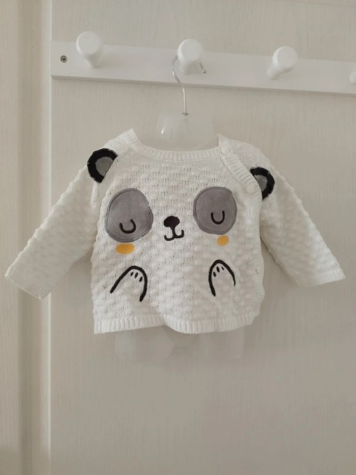 Joli pulle bébé garçon 3 mois
