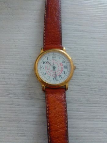 Montre quartz Action