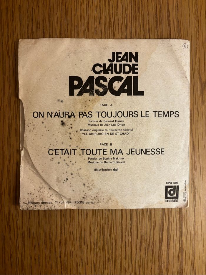 Vinyle 45 tours Bande originale du feuilleton Le chirurgien de St Chad - photo numéro 3