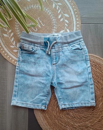 🐼 Joli Short style Jean taille 98cm