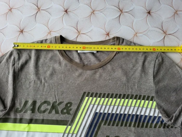 T-shirt Jacks & Jones homme taille S très bon état KAKI - photo numéro 6