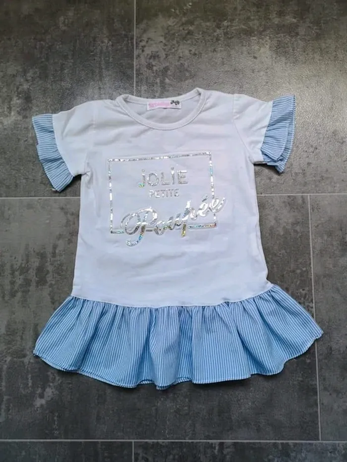 Robe jolie petite poupée