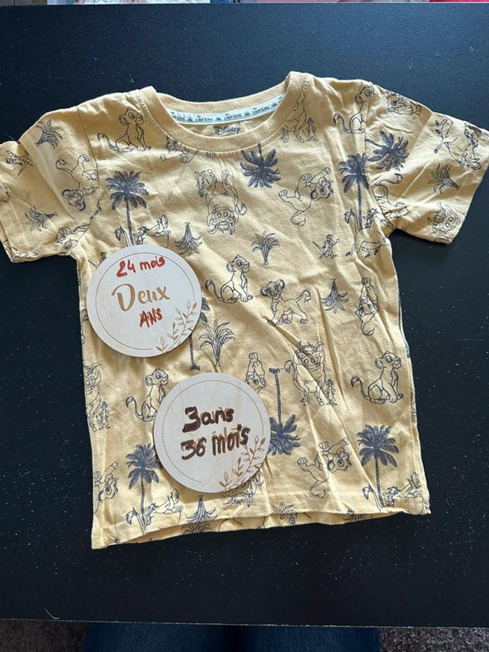 TEE shirt Simba Primark 24/36mois