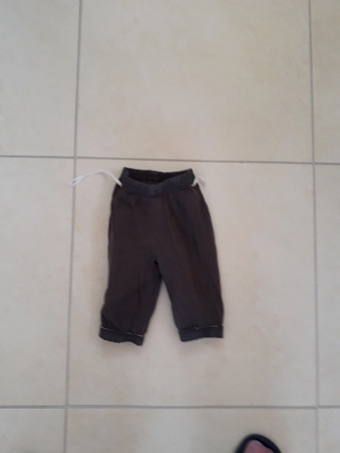 Lot pantalon + short - photo numéro 8