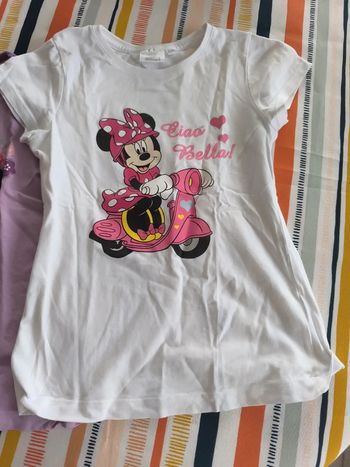 Tee shirt manches courtes Disney 8 ans