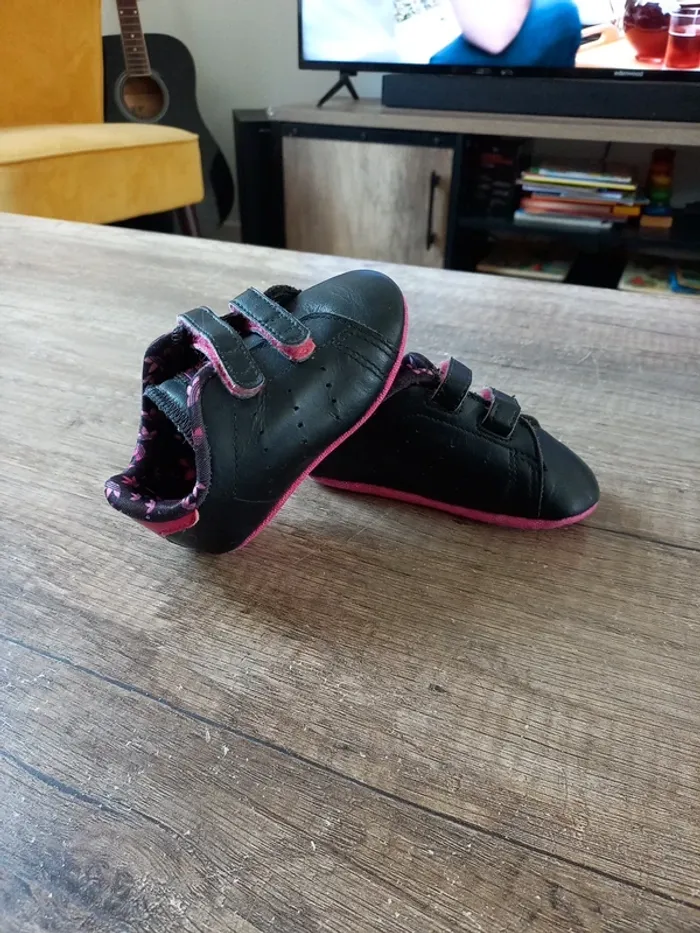Basket souple Adidas T.18 - photo numéro 2