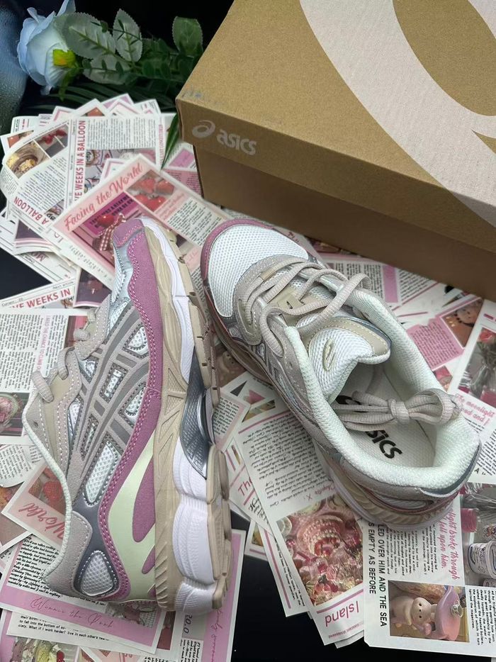 Baskets Asics GEL-NYC roses 39 - photo numéro 2