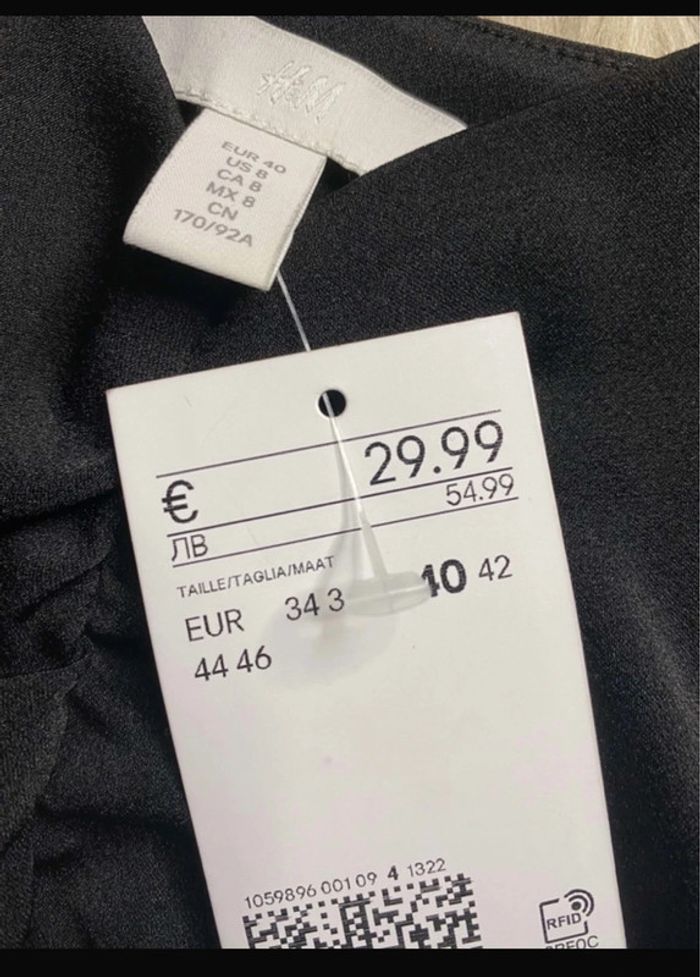 Robe de soiree / cocktail longue noir à bretelles moulante H&M Taille L / 40 Neuf avec étiquette - photo numéro 3
