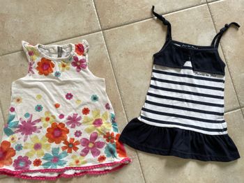 Lot de deux robes sans manches