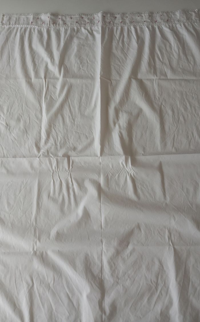 Drap ancien bébé brodé - photo numéro 2