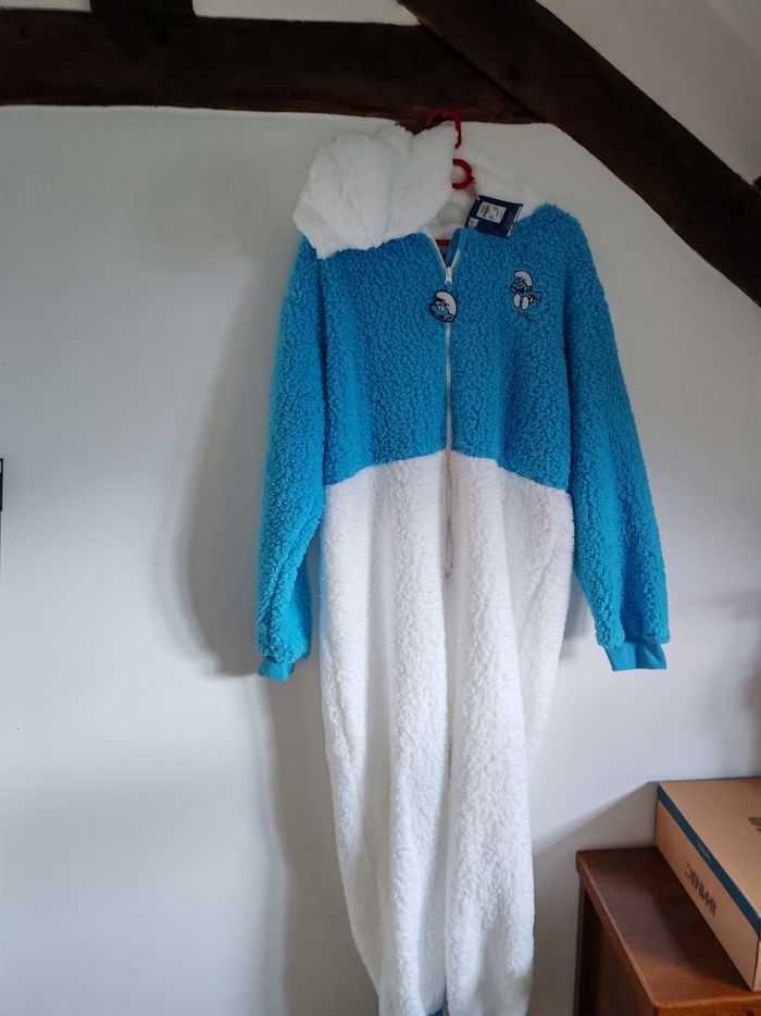 Combinaison schtroumpf neuve - photo numéro 2