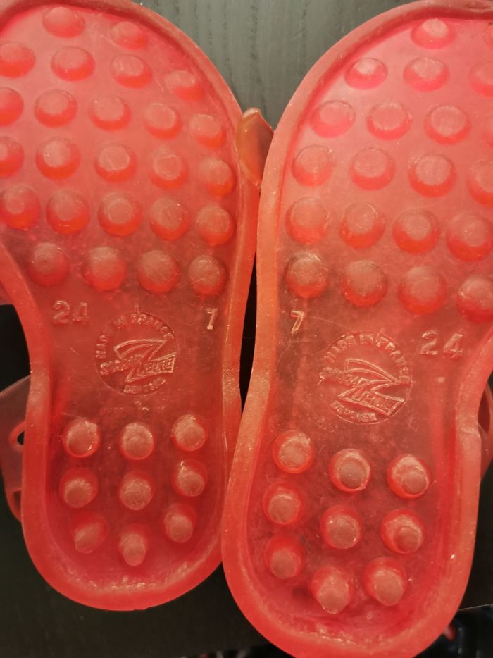 Lot 3 chaussures sandales d'eau T24 à T26 - photo numéro 3