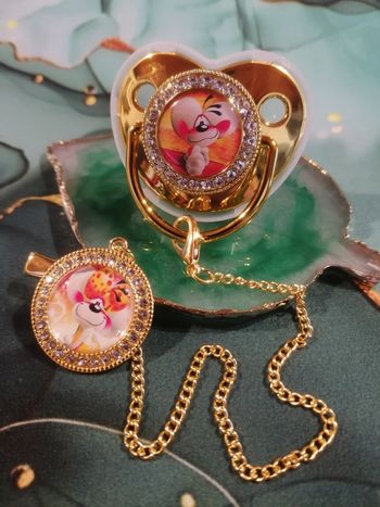 Tétine, sucette avec attache Diddl