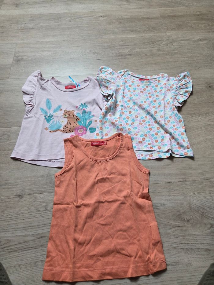 Lot 3 t-shirts 4 ans