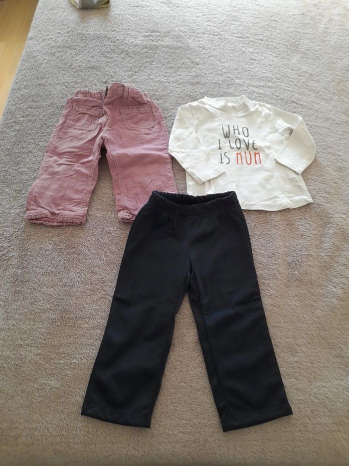 Lot vêtements fille taille 12 mois