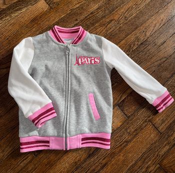 Gilet ou blouson Disneyland Paris 24 mois Acheté au parc