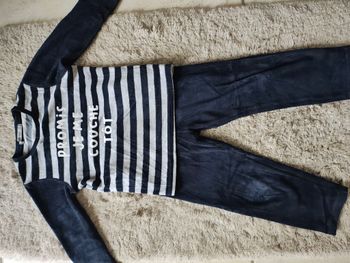 Pyjama 2 pièces taille 5 ans