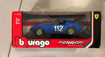 Miniature burago Ferrari 250 GTO 1/24