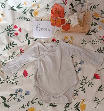 Bodies bébé 6 mois 🌸