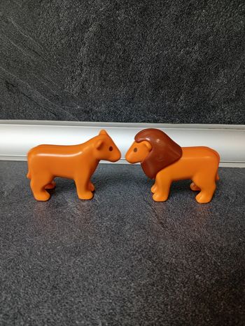 Lion et lionne playmobil 123 junior