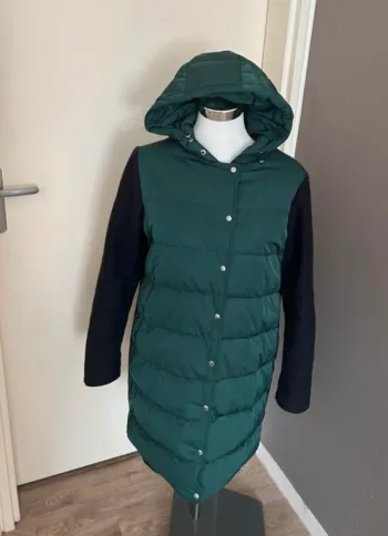 Lacoste, parka, doudoune, femme, taille 40 En duvet plume