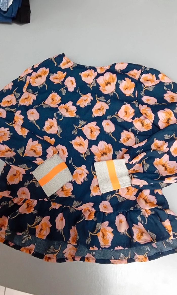Blouse taille 9/10 ans marque Name it