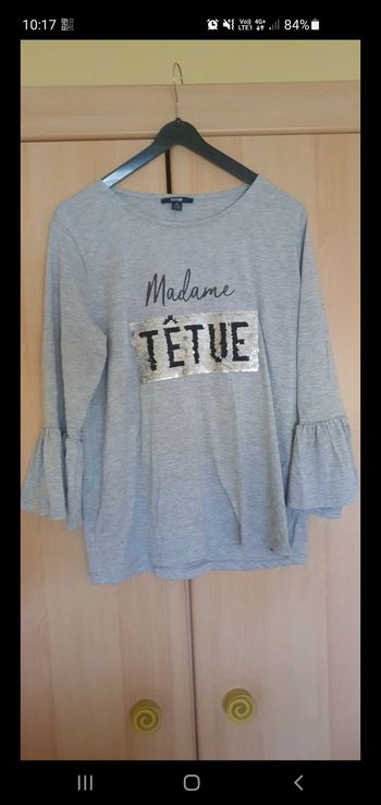 Haut avec sequins