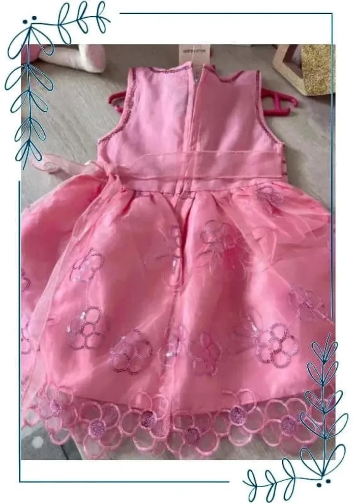 🌺Superbe robe de princesse, sequins 2 ans neuve 🌺 - photo numéro 5