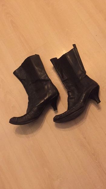 Bottines à talons en cuir