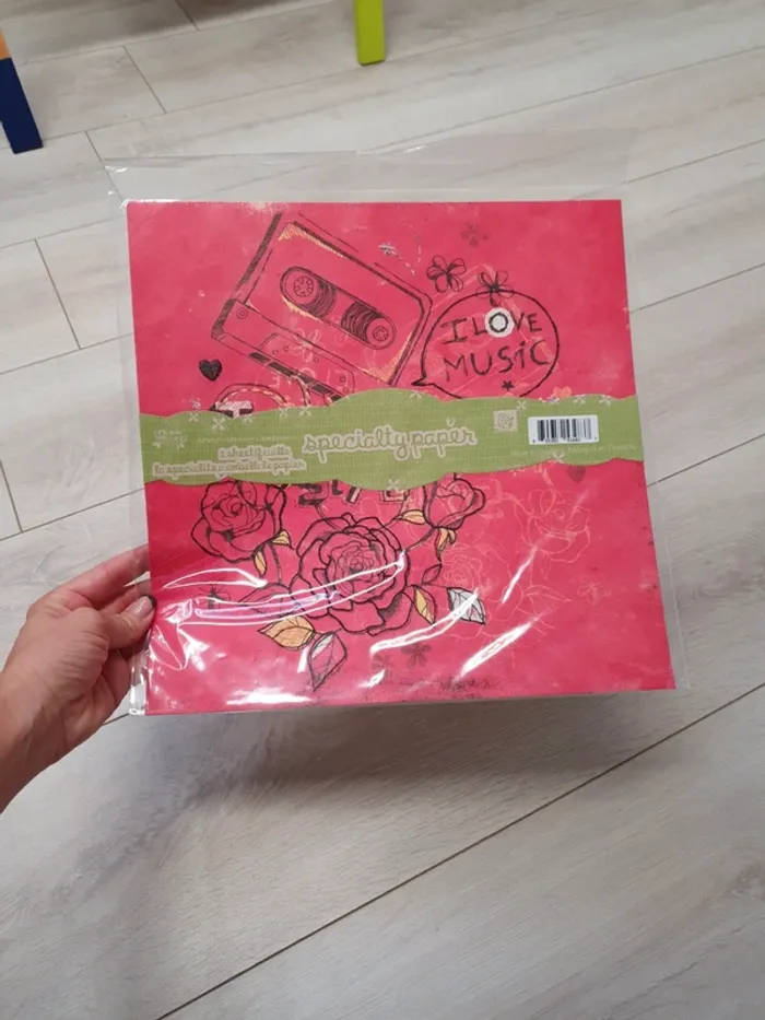 Feuille scrapbooking 30.5 x 30.5