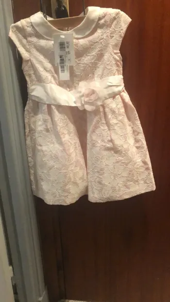 Robe de cérémonie neuve
