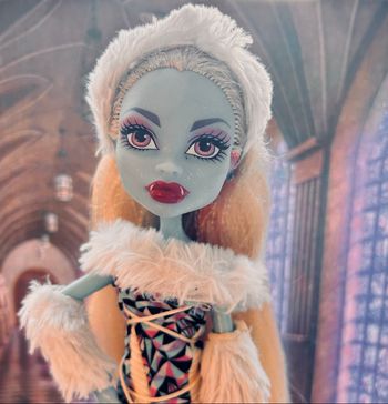 Monster High Abbey Bominable poupée First Wave élastique noir Mattel