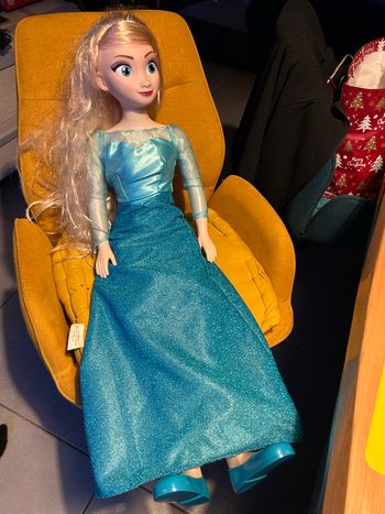 Grande poupée reine des neiges