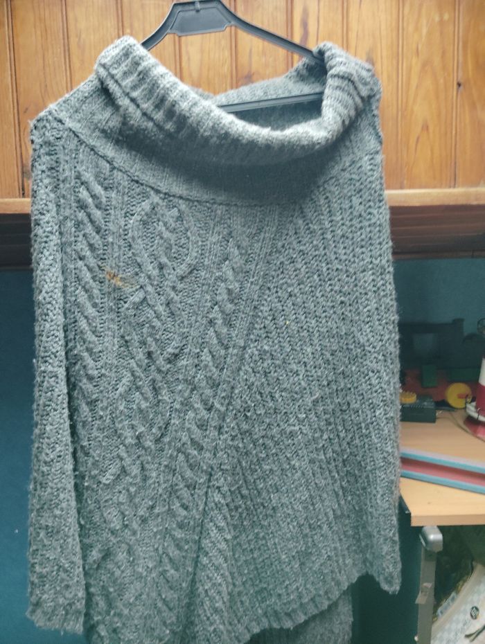 Poncho laine - photo numéro 2